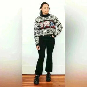 Vintage Black White Maroon Floral Rose Abstract Print Cotton Cropped Sweater M